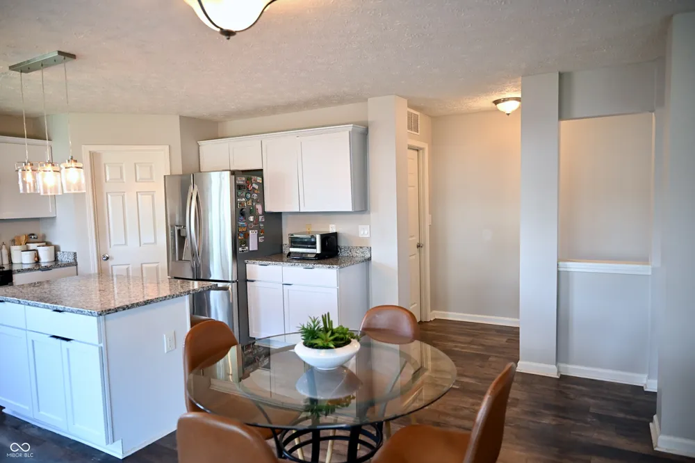 8330 Balmoral Lane Avon, IN 46123