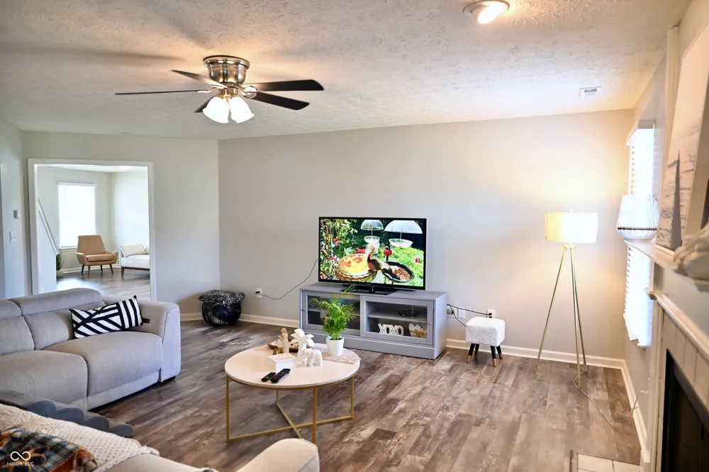 8330 Balmoral Lane Avon, IN 46123