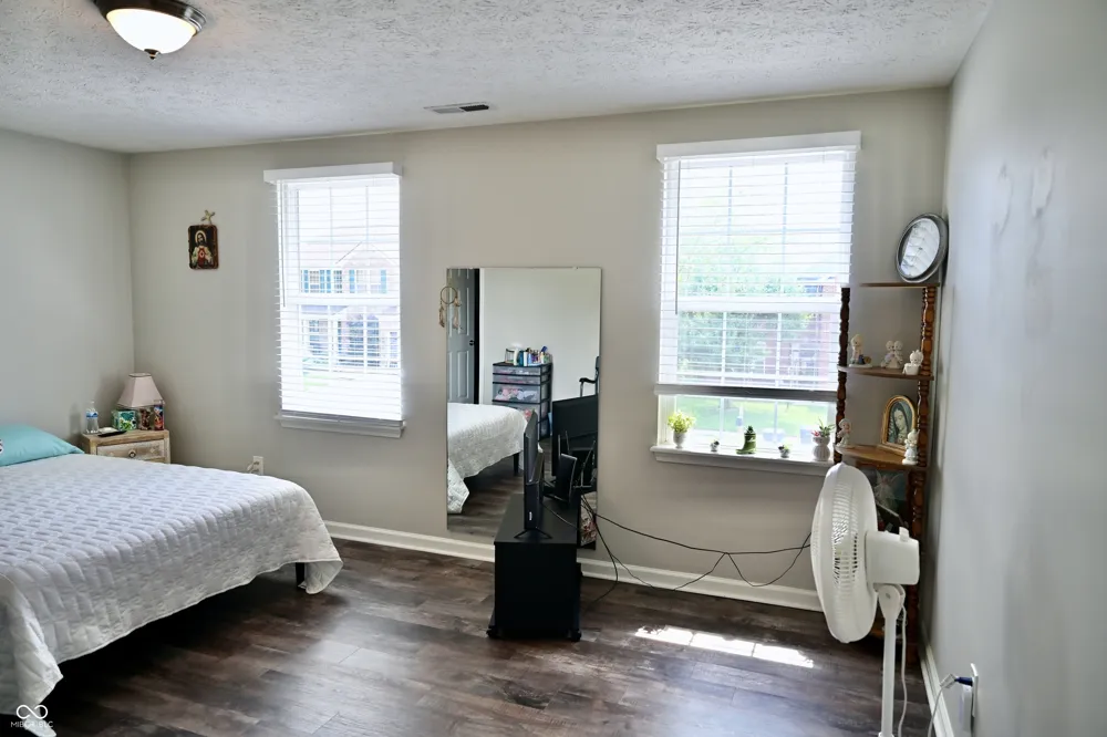 8330 Balmoral Lane Avon, IN 46123