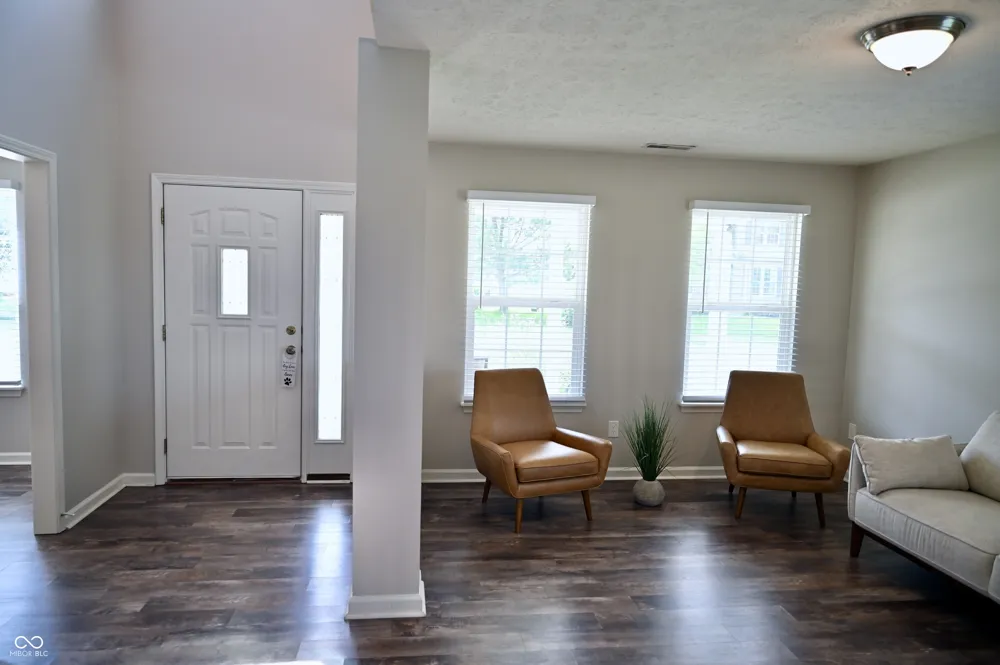 8330 Balmoral Lane Avon, IN 46123