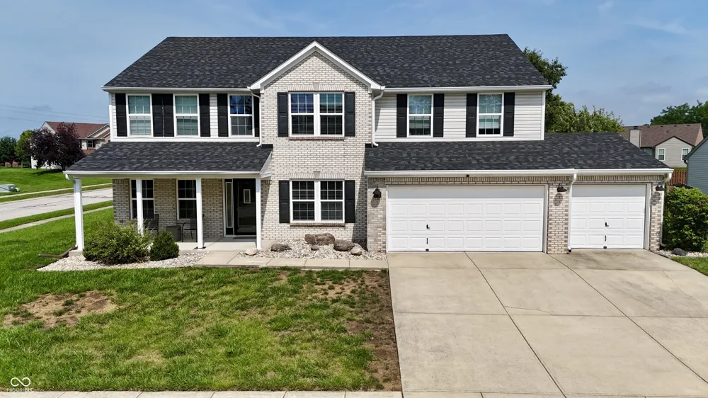 8330 Balmoral Lane Avon, IN 46123