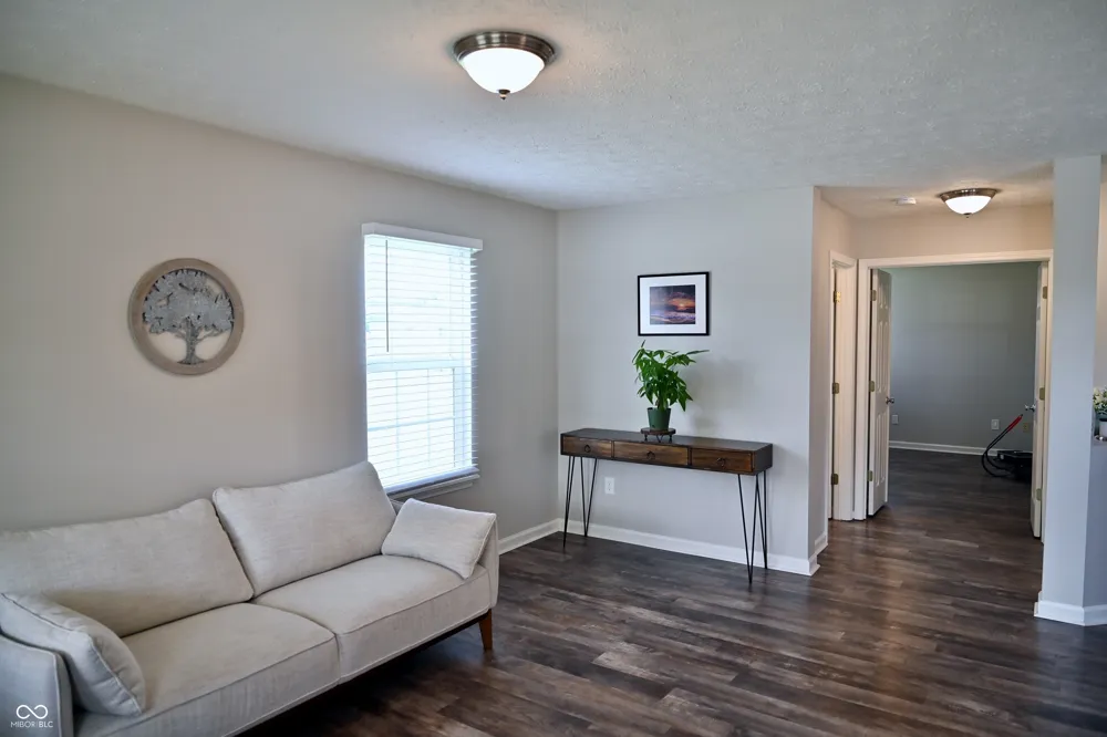 8330 Balmoral Lane Avon, IN 46123
