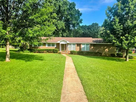 110 Fallin Street