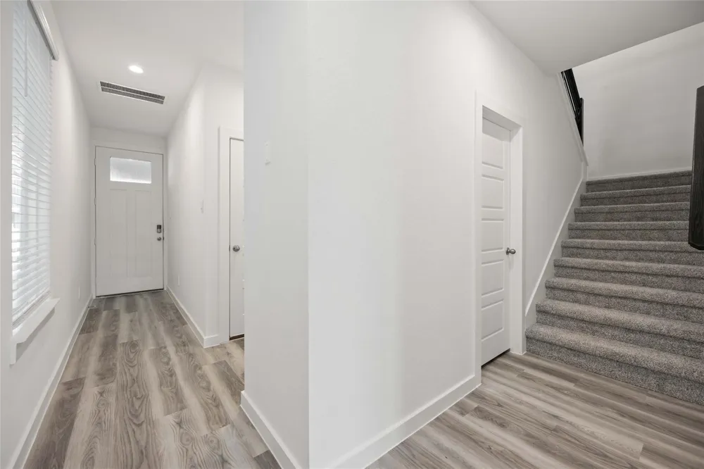 3241 Summercrisp Hollow Lane Pearland, TX 77581