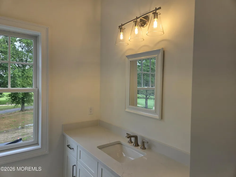 156 Eagle Way Eatontown, NJ 07724