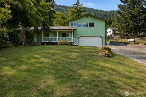 443 Rainbow Drive
