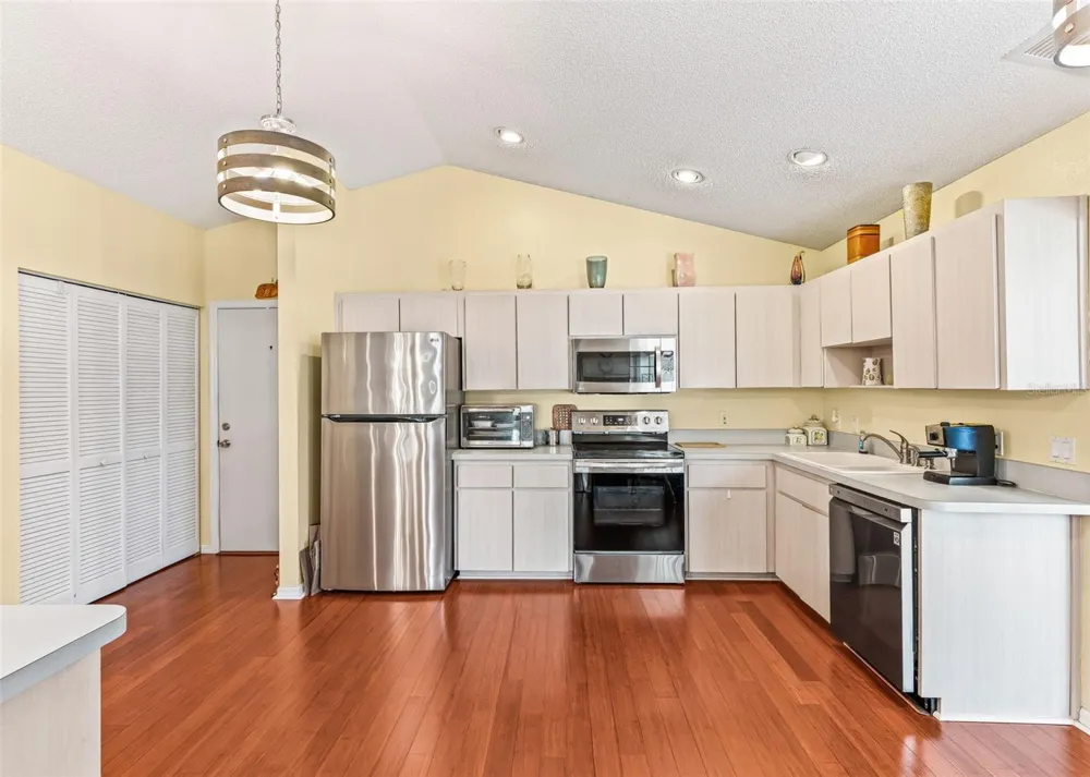17742 SE 114TH COURT Summerfield, FL 34491