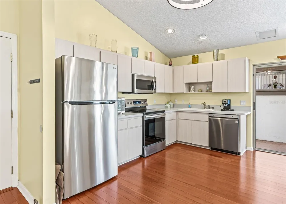 17742 SE 114TH COURT Summerfield, FL 34491