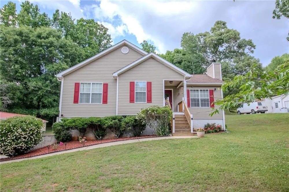 198 Brenda Ellen Drive Senoia, GA 30265