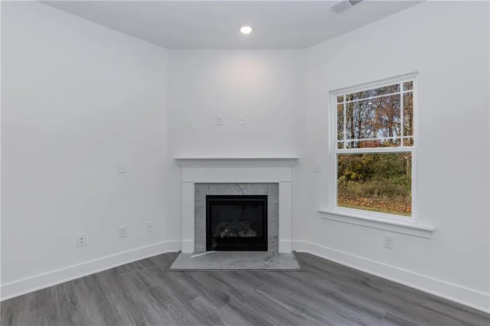 519 Creek Road Cornelia, GA 30531