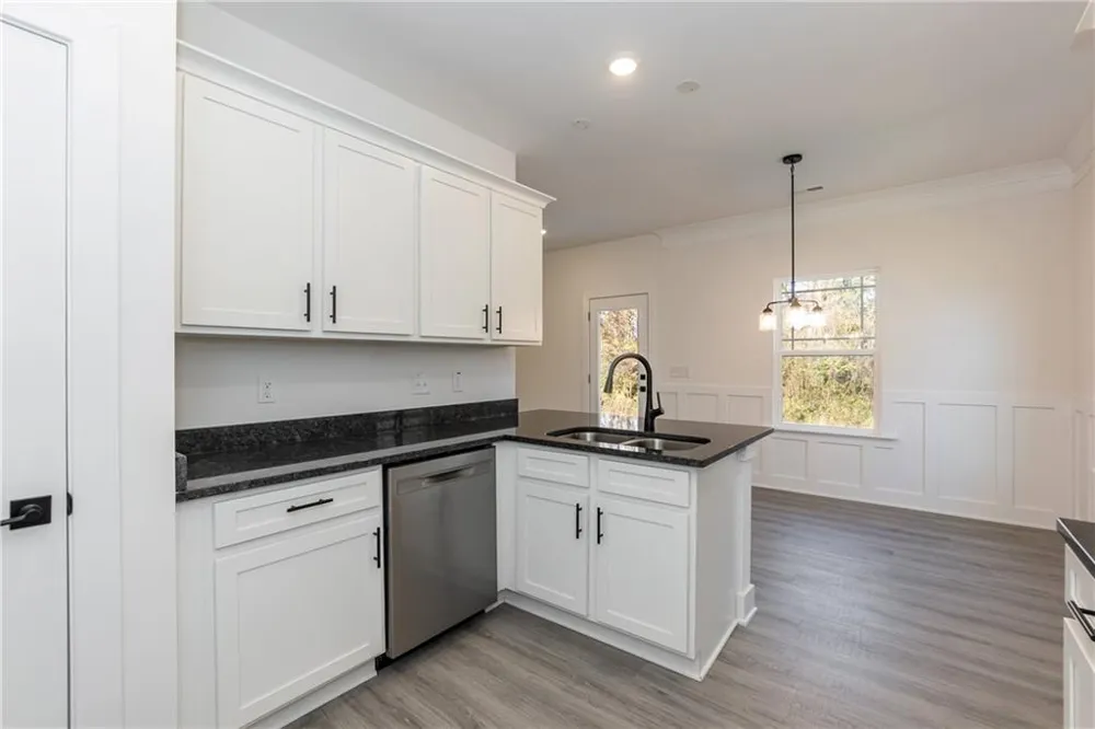 519 Creek Road Cornelia, GA 30531