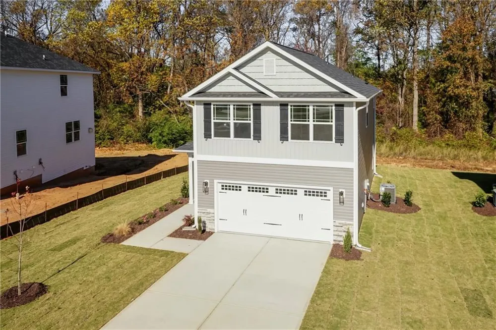 519 Creek Road Cornelia, GA 30531