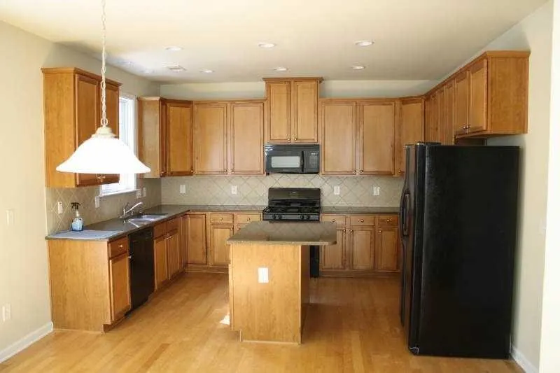252 Rutlidge Park Lane Suwanee, GA 30024