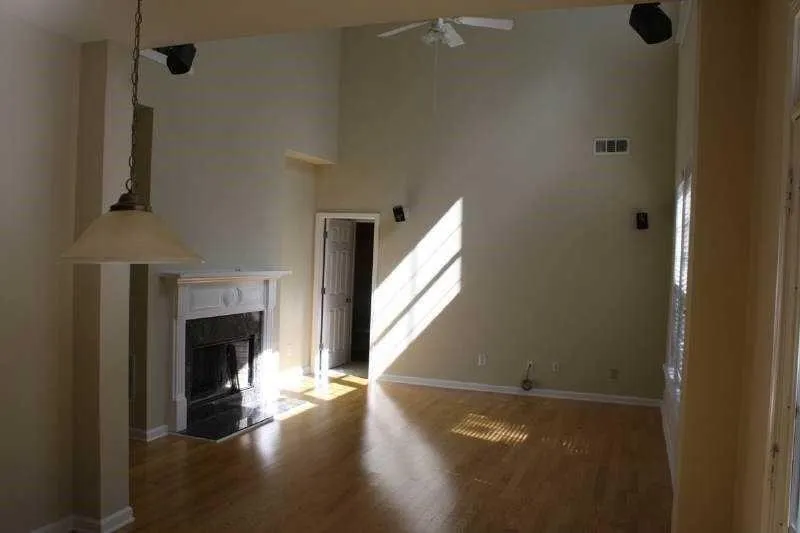 252 Rutlidge Park Lane Suwanee, GA 30024
