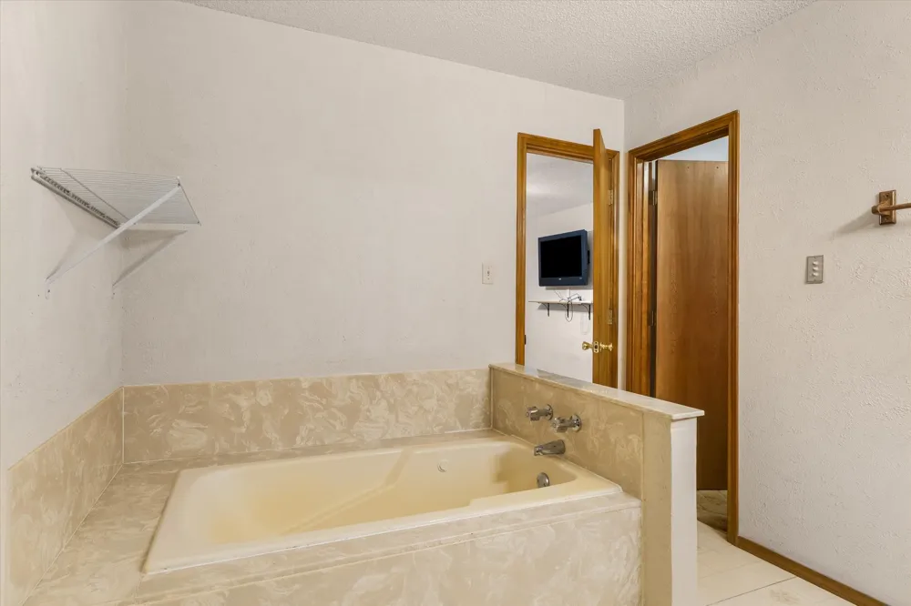 460 VZ County Road 1134 Fruitvale, TX 75127