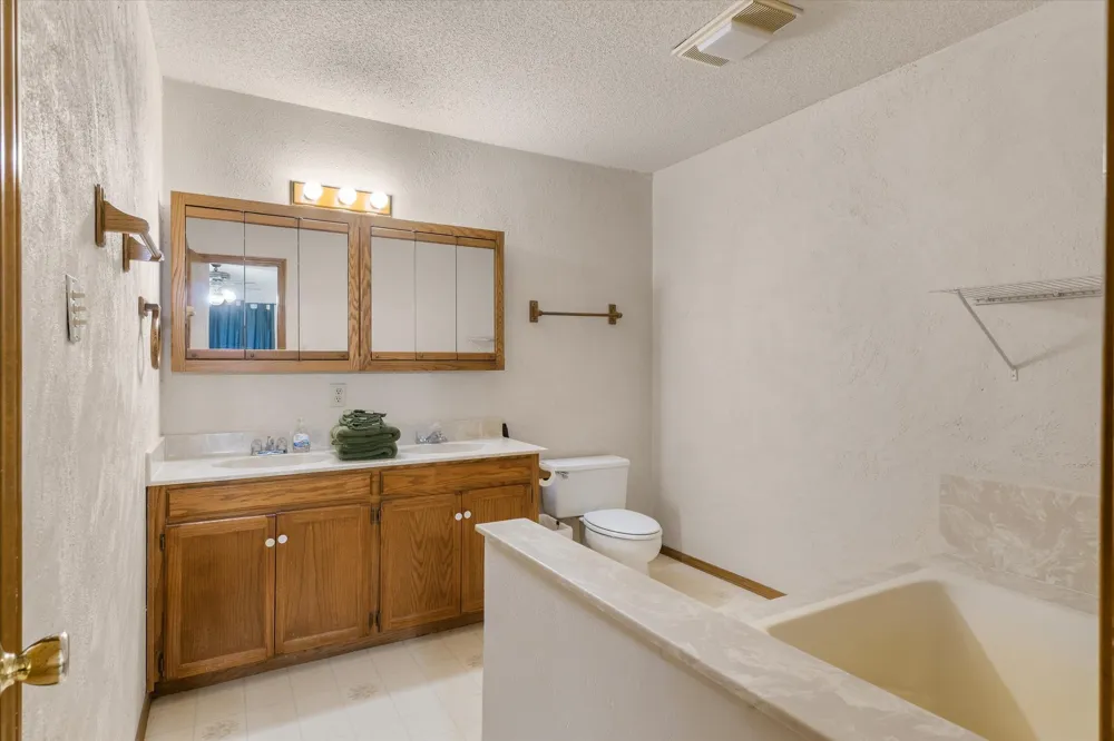 460 VZ County Road 1134 Fruitvale, TX 75127