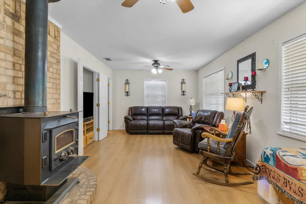460 VZ County Road 1134 Fruitvale, TX 75127