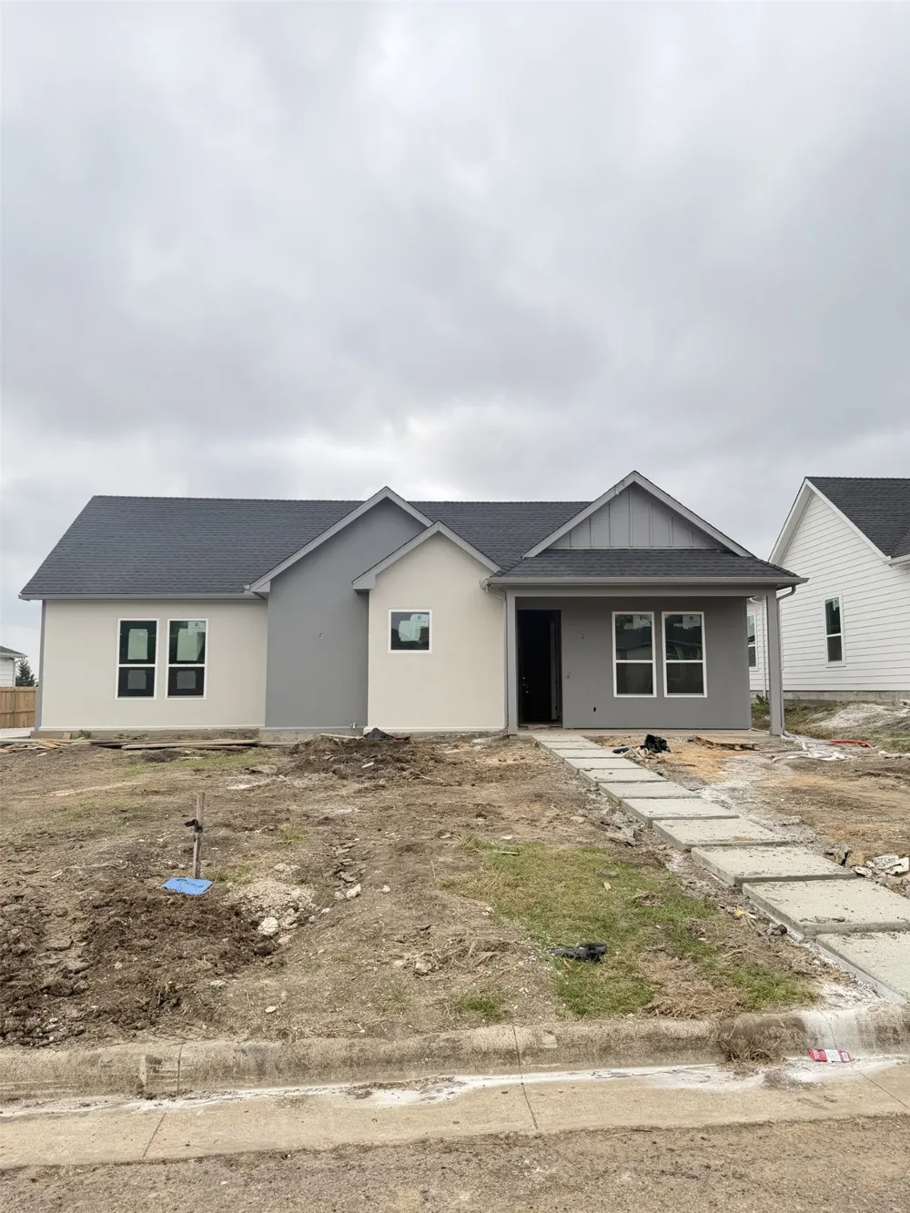 1206 Gannon Lane DeSoto, TX 75115