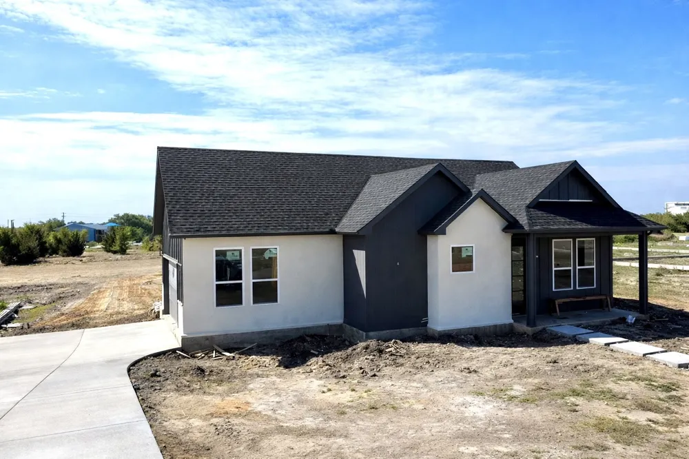 1126 Gannon Lane DeSoto, TX 75115