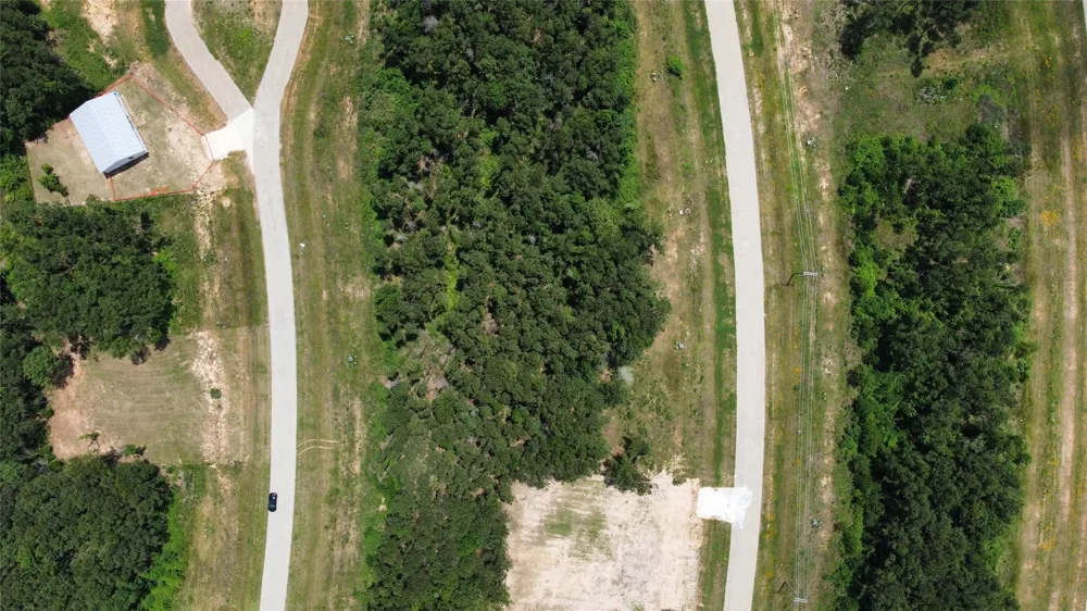 8024 Road 5895 Cleveland, TX 77327