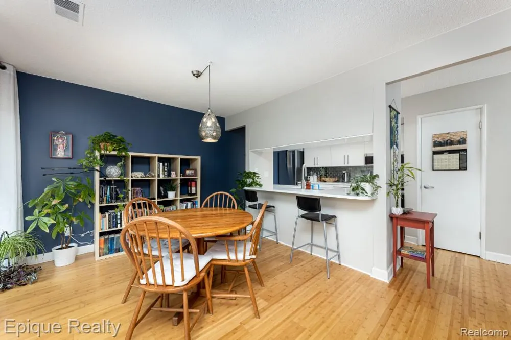 1803 Independence Boulevard Ann Arbor City, MI 48104