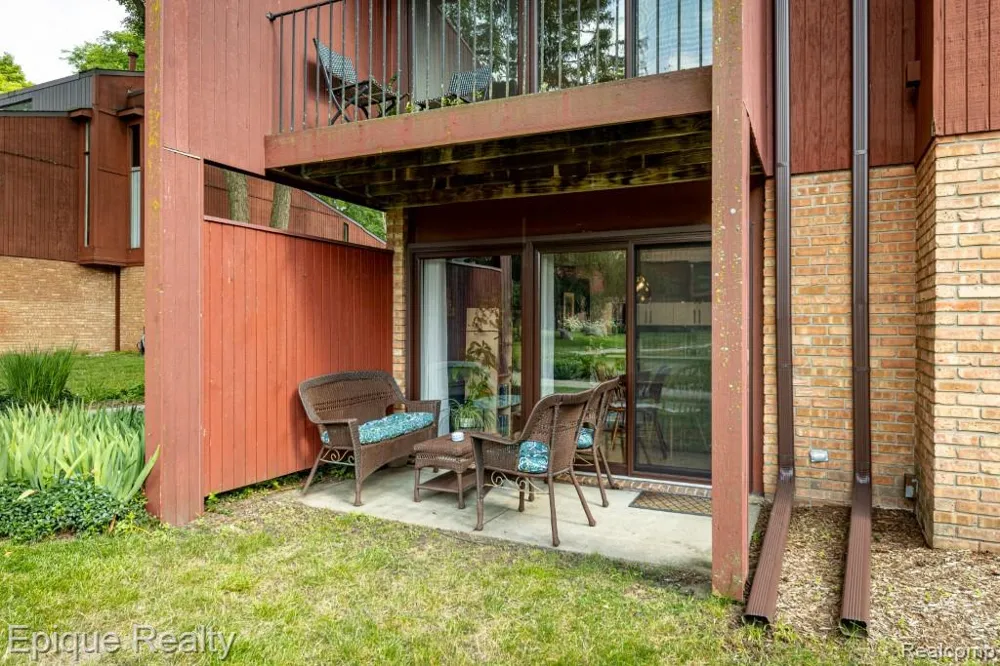 1803 Independence Boulevard Ann Arbor City, MI 48104