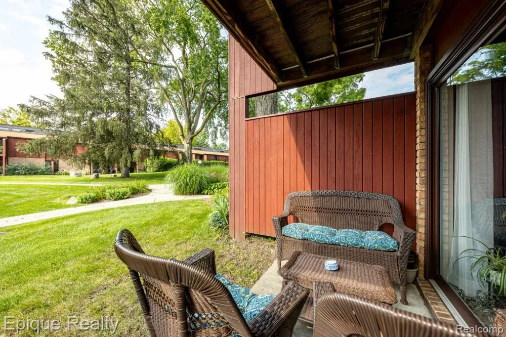 1803 Independence Boulevard Ann Arbor City, MI 48104