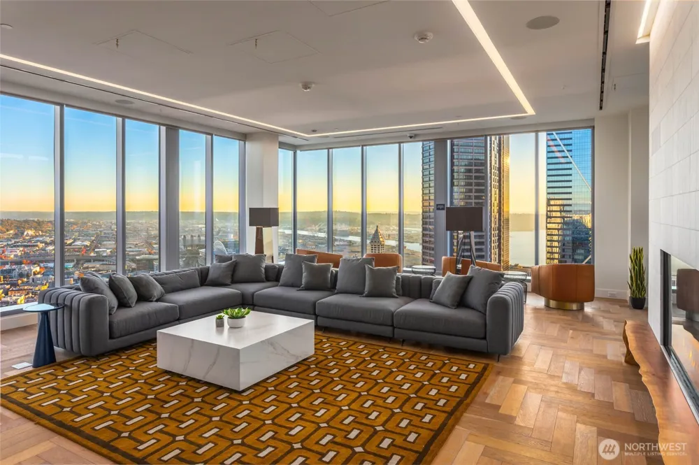 800 Columbia Street #1606 Seattle, WA 98104