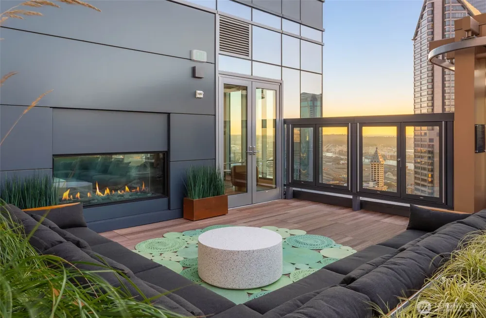 800 Columbia Street #1606 Seattle, WA 98104