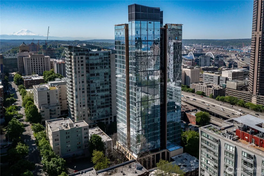 800 Columbia Street #1606 Seattle, WA 98104