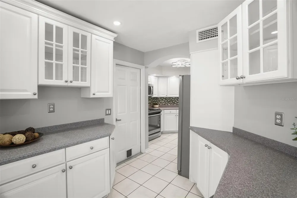 1937 NORTHFORK CIRCLE Clearwater, FL 33760