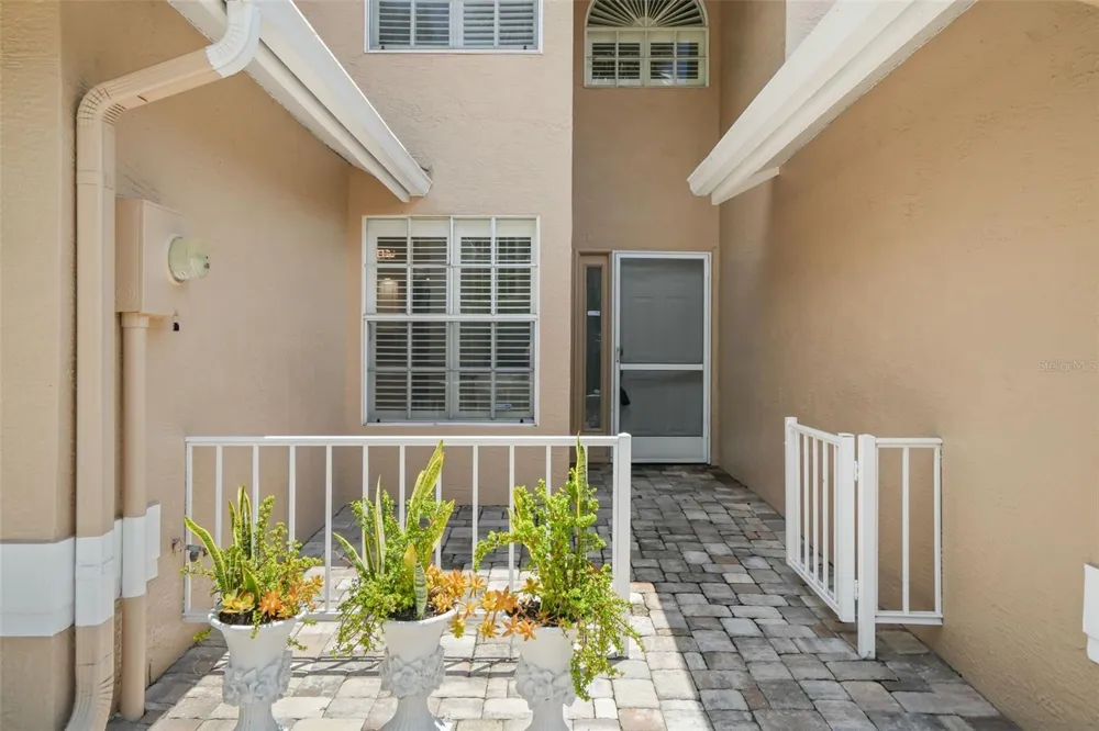 1937 NORTHFORK CIRCLE Clearwater, FL 33760