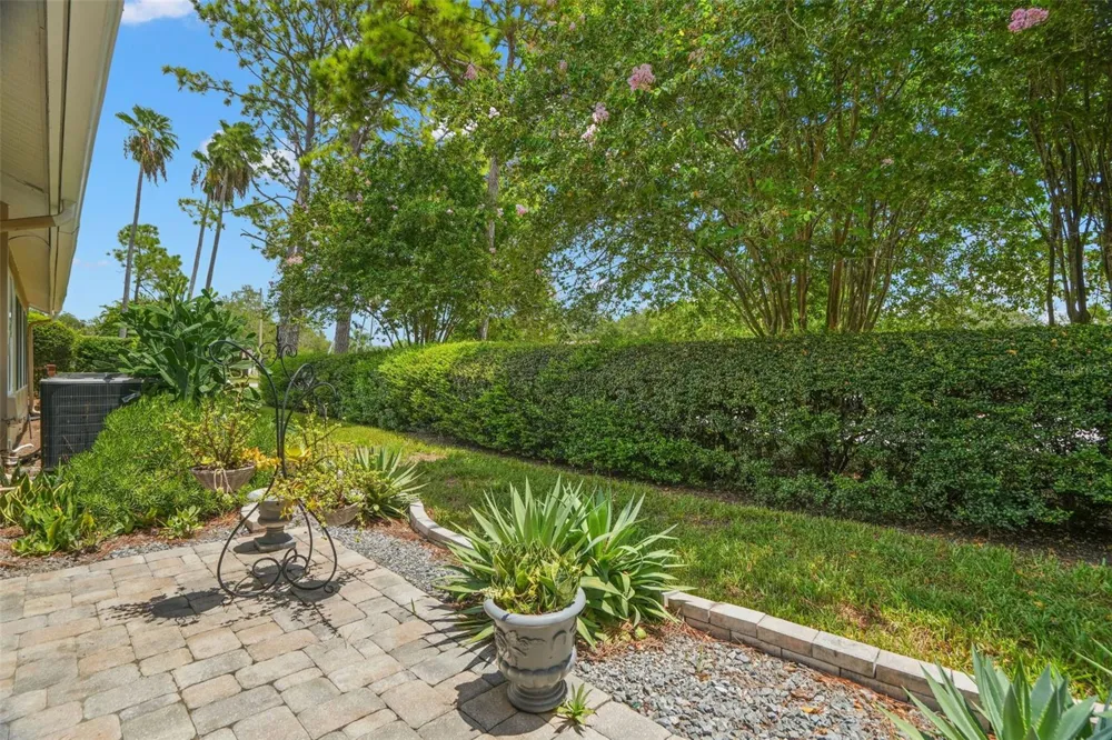1937 NORTHFORK CIRCLE Clearwater, FL 33760