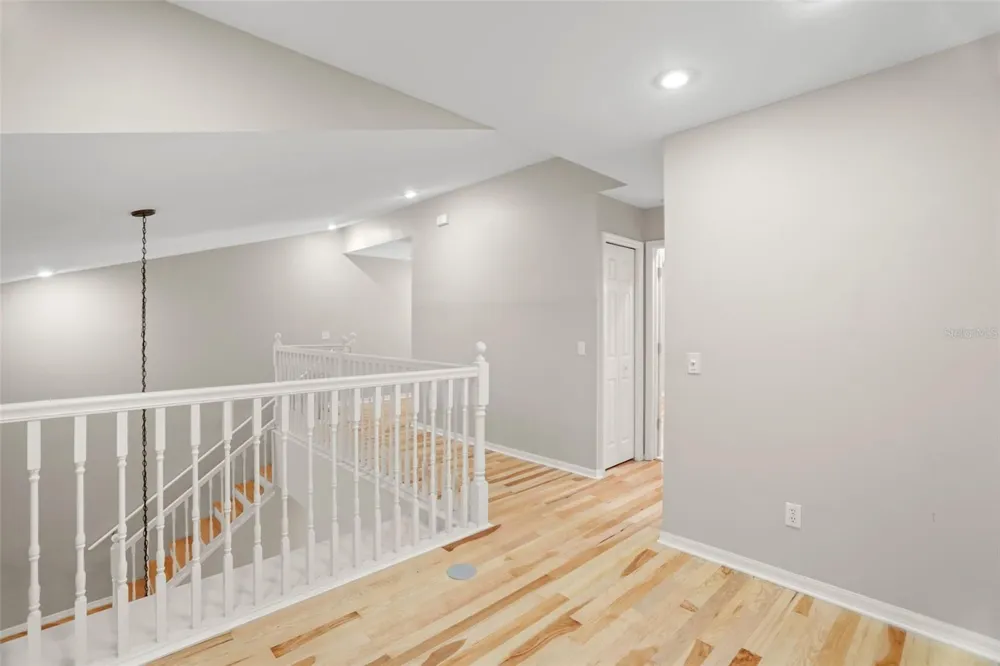 1937 NORTHFORK CIRCLE Clearwater, FL 33760