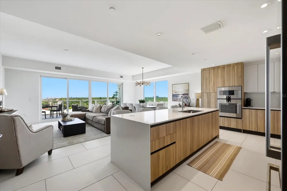 1020 SUNSET POINT ROAD #601 Clearwater, FL 33755