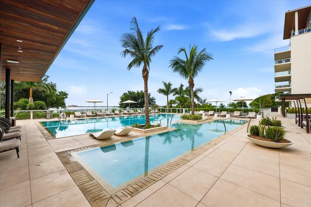 1020 SUNSET POINT ROAD #601 Clearwater, FL 33755