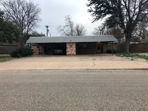 3327 S 15th Street