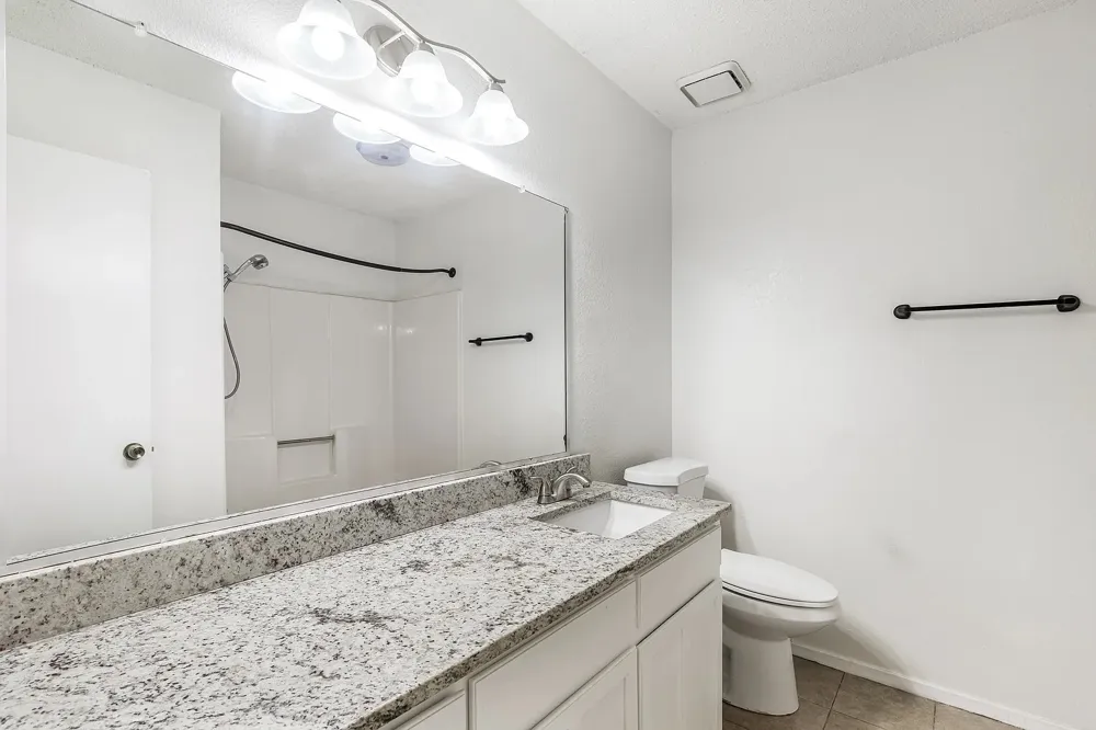 6603 Central Avenue North Richland Hills, TX 76182