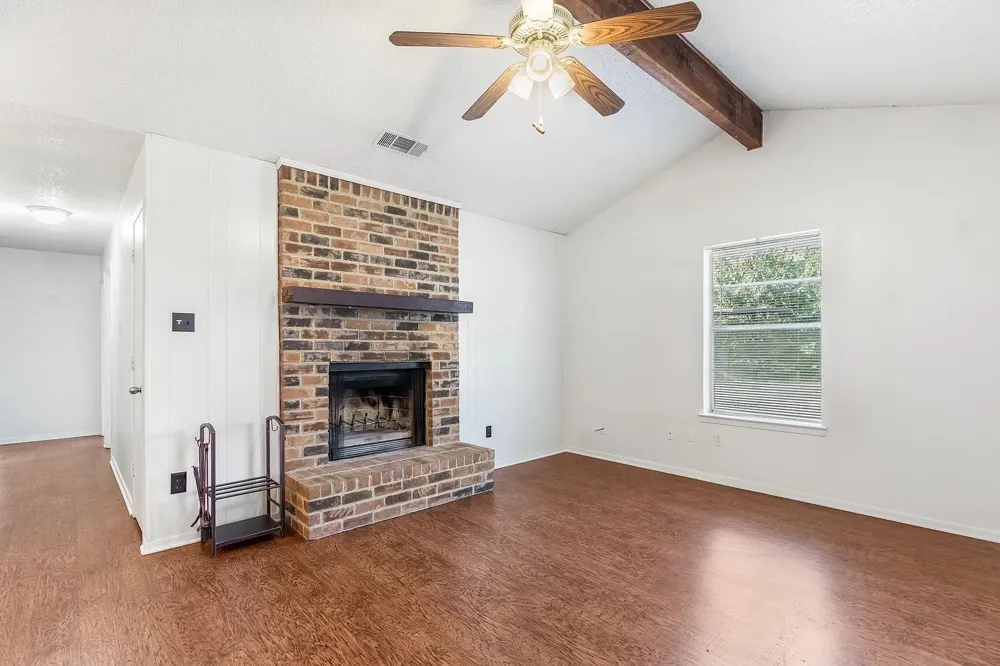 6603 Central Avenue North Richland Hills, TX 76182