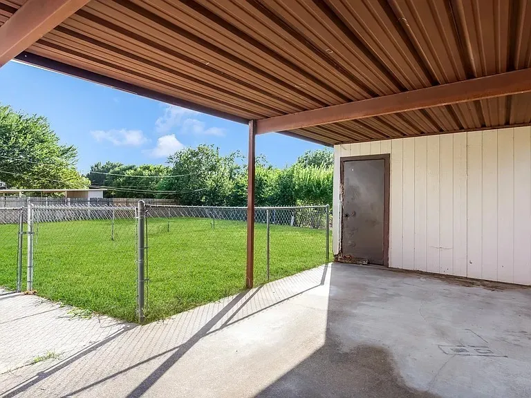 6603 Central Avenue North Richland Hills, TX 76182