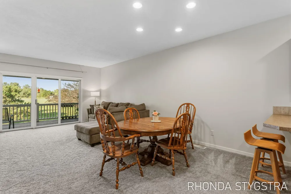 4732 Charleston Court Holland, MI 49423