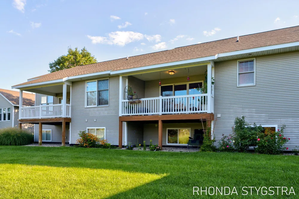 4732 Charleston Court Holland, MI 49423