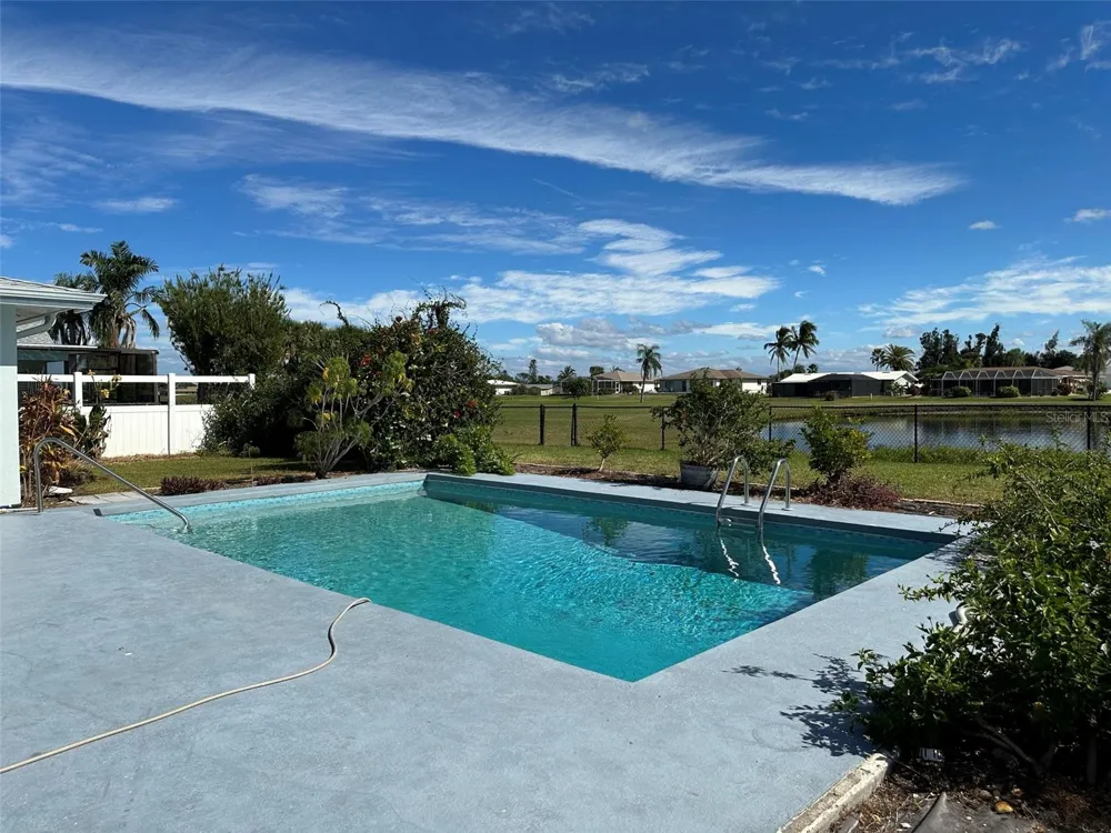 45 OAKLAND HILLS COURT Rotonda West, FL 33947