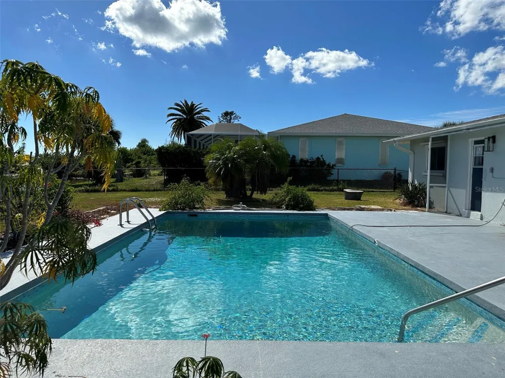 45 OAKLAND HILLS COURT Rotonda West, FL 33947