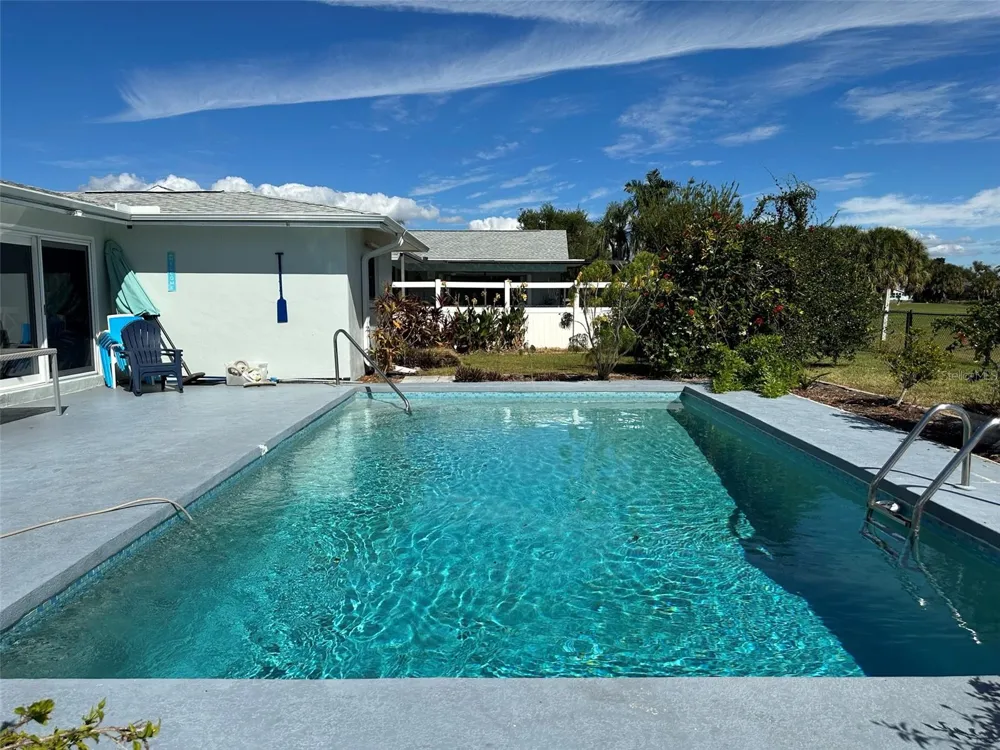 45 OAKLAND HILLS COURT Rotonda West, FL 33947