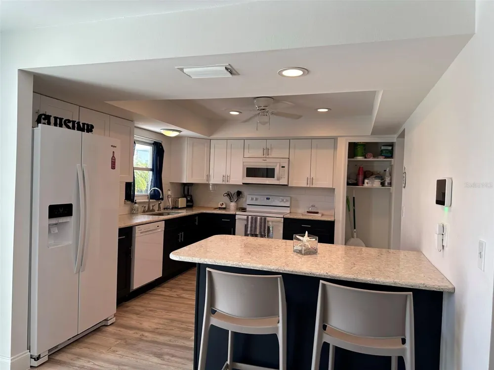 45 OAKLAND HILLS COURT Rotonda West, FL 33947