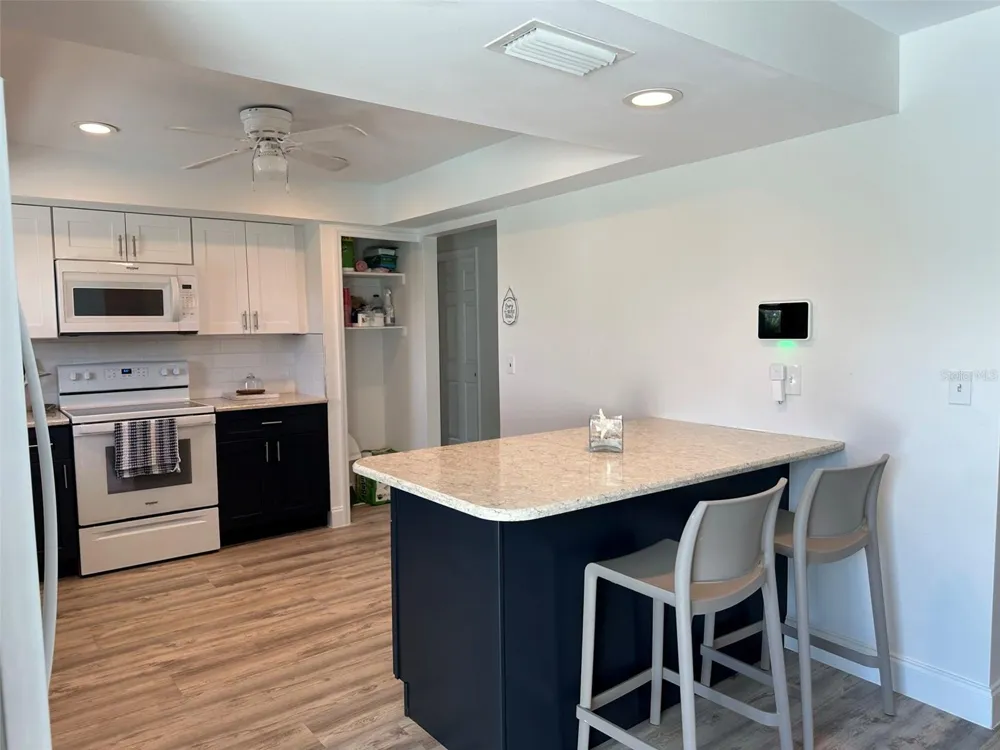 45 OAKLAND HILLS COURT Rotonda West, FL 33947
