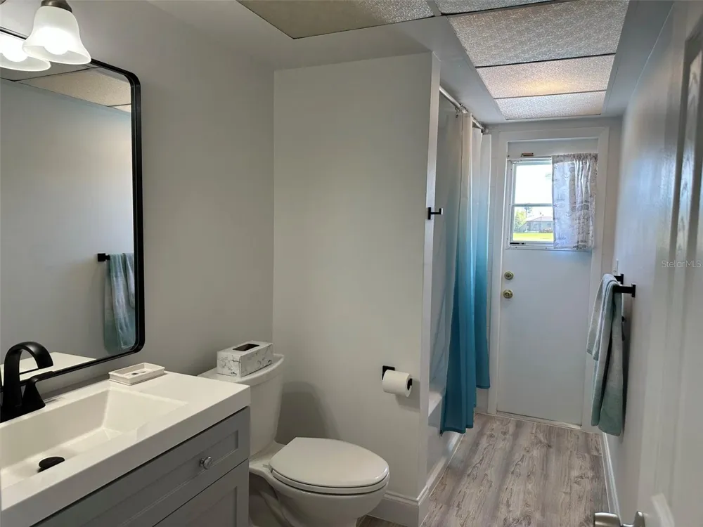 45 OAKLAND HILLS COURT Rotonda West, FL 33947