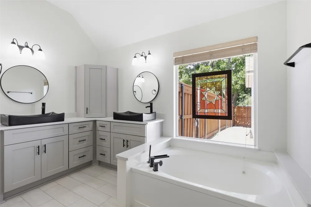 110 Julian Drive Rockwall, TX 75087