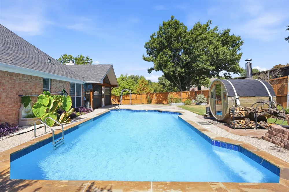 110 Julian Drive Rockwall, TX 75087